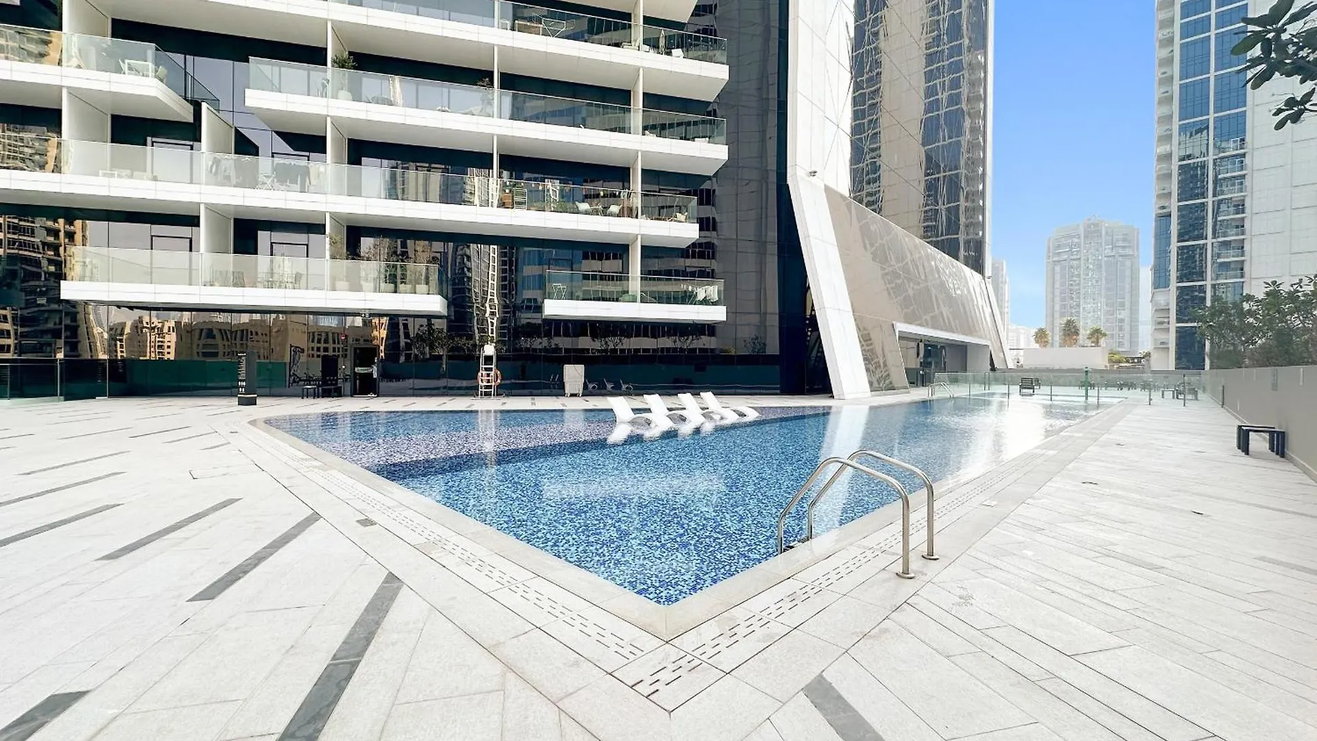 Vayk - Stylish Studio With Iconic Burj Khalifa Views Dubai United Arab Emirates